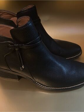 White Mountain Black Leather Ankle Booties with Tie Detail